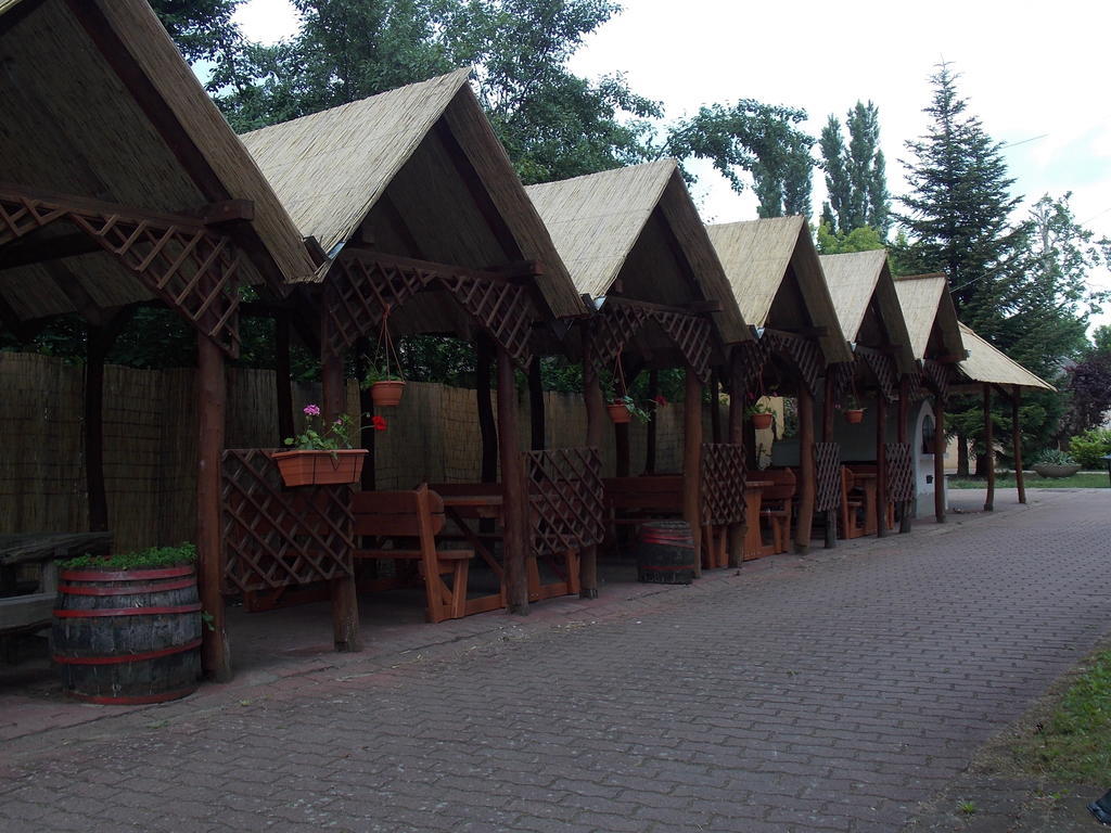 Hotel Family Balatonfoldvar Luaran gambar