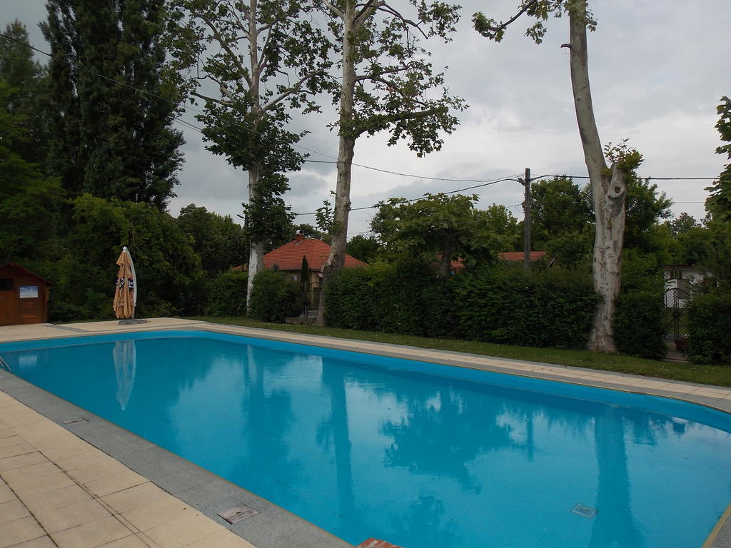 Hotel Family Balatonfoldvar Luaran gambar