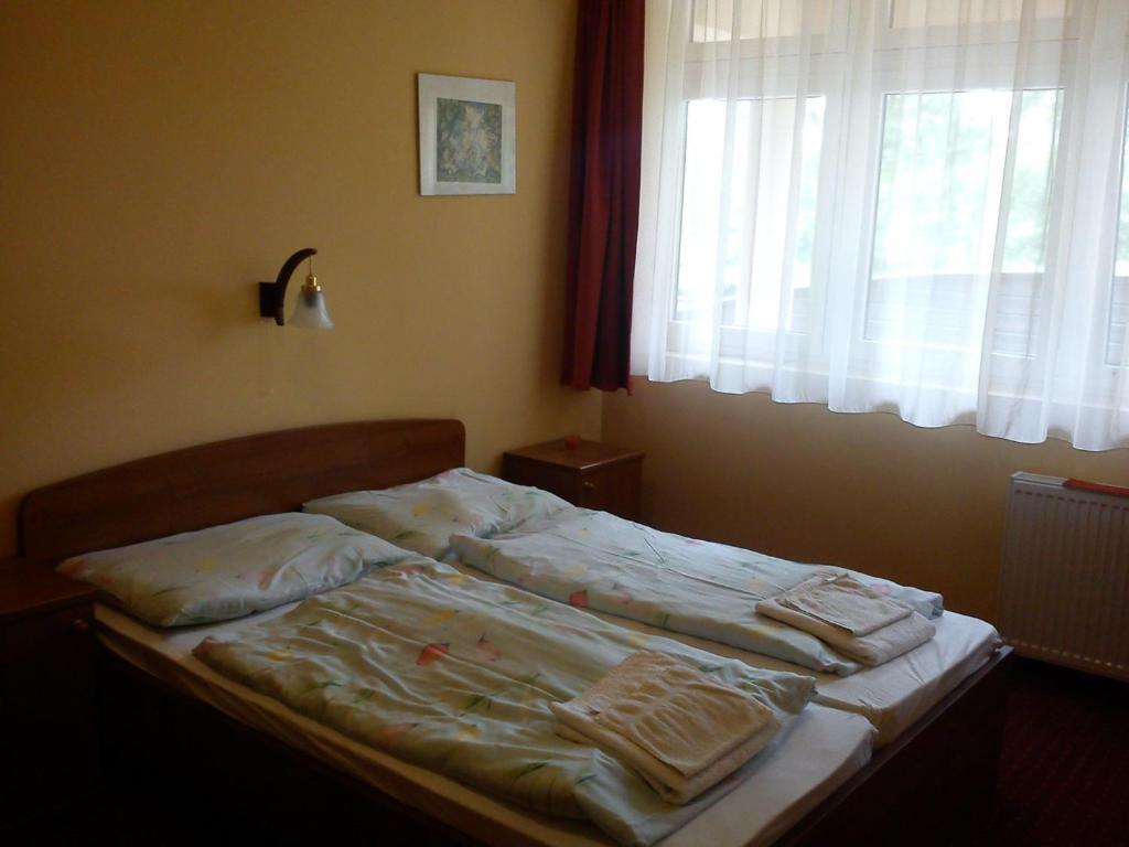 Hotel Family Balatonfoldvar Luaran gambar