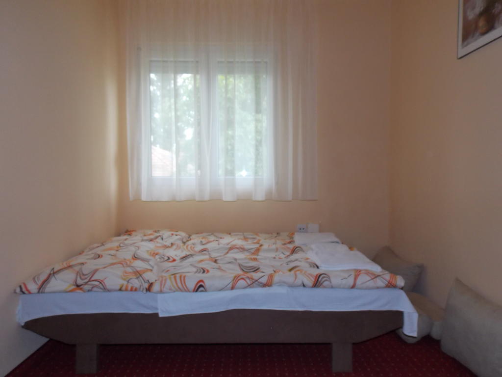 Hotel Family Balatonfoldvar Luaran gambar