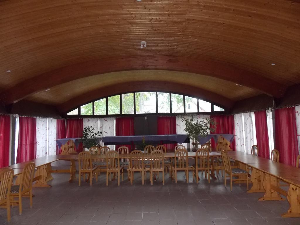 Hotel Family Balatonfoldvar Luaran gambar
